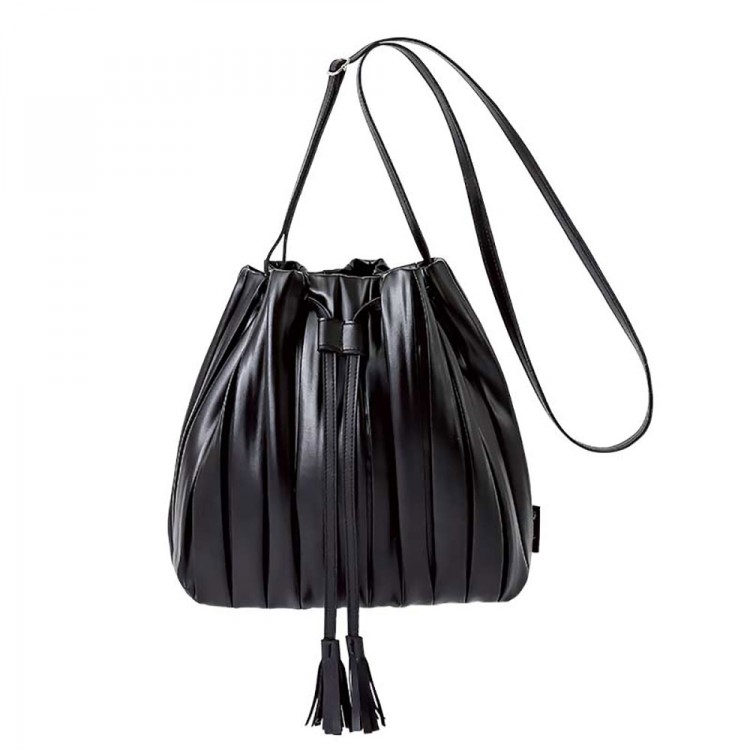 earth music&ecology Pleats Drawstring Bag Book－BLACK－