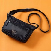 GUESS Shoulder Bag Book