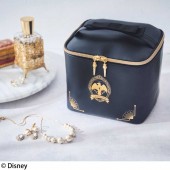 Disney ツイステッドワンダーランドCOLLECTION BOOK VANITY POUCH