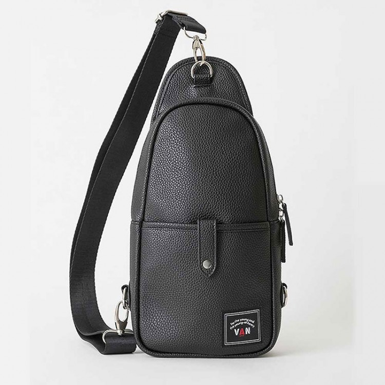 VAN 2021 FALL/WINTER 軽快“手ぶら”感覚ボディバッグBOOK