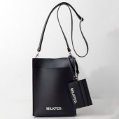 MILKFED. SHOULDER BAG & CARD HOLDER BOOK special package ver.