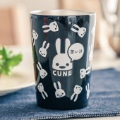 CUNE(R) BLACK TUMBLER BOOK