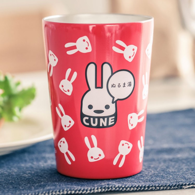 CUNE(R) RED TUMBLER BOOK