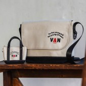 VAN 2024 IVYメッセンジャーバッグ＋トート型ミニポーチSET BOOK