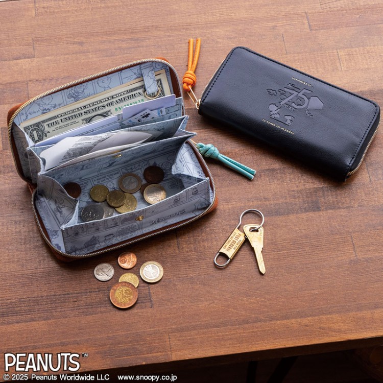 SNOOPY 高機能！ 小さな長財布 BOOK BLACK 75th Anniversary Limited Edition