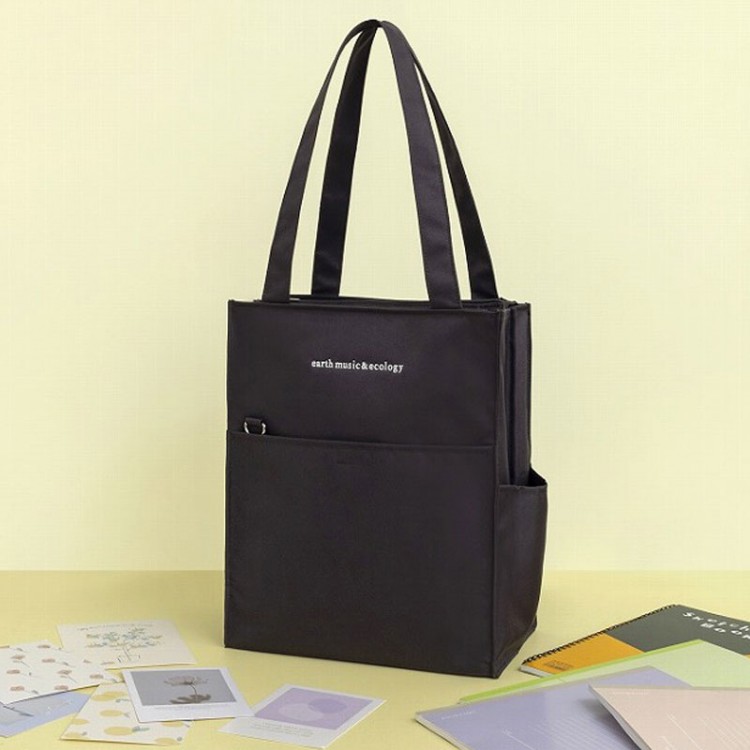 earth music＆ecology さらに使いやすくなった！ イベントトートバッグBOOK