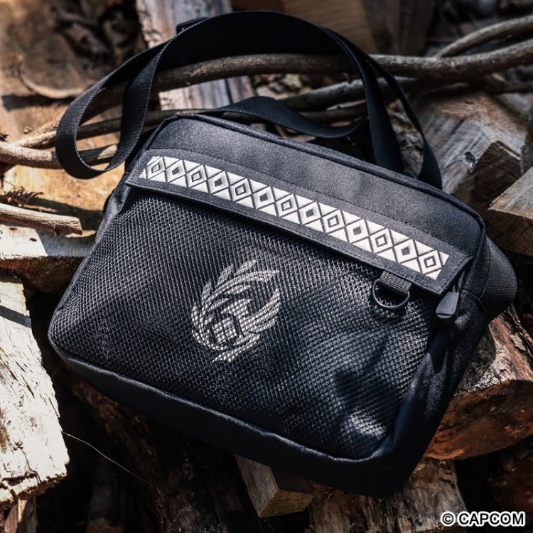 モンスターハンターワイルズ 調査隊エンブレム入りショルダーバッグBOOK