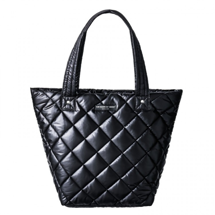 THE SCAPE OF GREEN 超軽量でたっぷり入る！ 荷物の多いわたしのためのキルティングショルダーバッグ